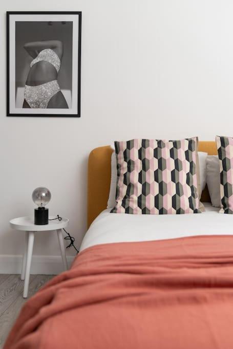 Two Bedroom Apartment By Buonomo Stays Short Lets & Serviced Accommodation In Balham With Balcony Londen Buitenkant foto